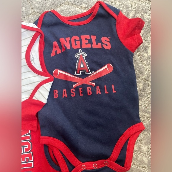 Angels Baseball Bodysuits / Onesies (3-pack) new with tags licensed merchandise - Picture 6 of 7